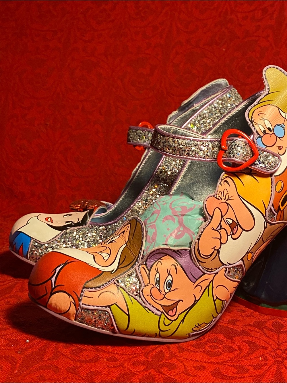 Irregular Choice, Disney Princess “7 is Company” sparkly pumps,Snow White heels - Picture 8 of 16
